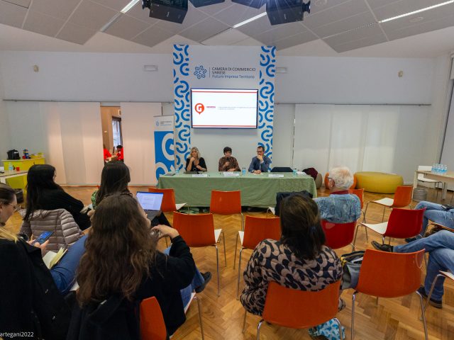 Incontro a Varese con Chiara Giaccardi e Giulio Sensi