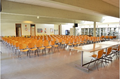 La sala del Centro civico di Camerlata