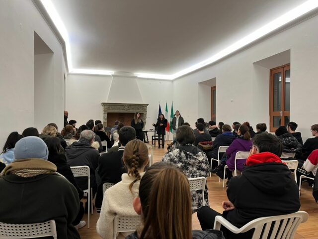 incontro giovani a capiago intimiano su servizio civile universale