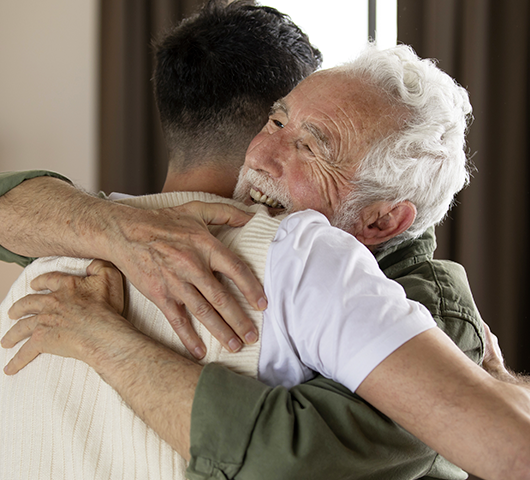 Anziani estate, iniziative per contrastare la solitudine
