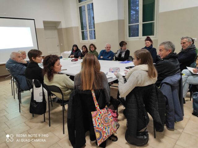 Gli spazi interni dell'associazione Asylum