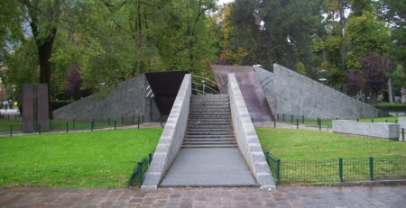 Monumento resistenza europea Como